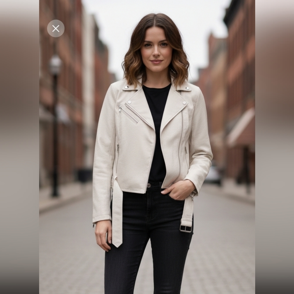 Le Chateau New S Women's Off-White Faux Leather Jacket Bomber Biker Style Belt
